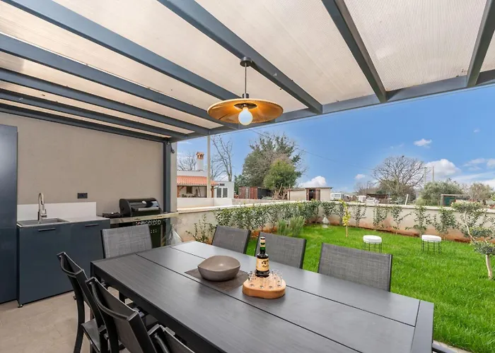 Сasa de vacaciones House