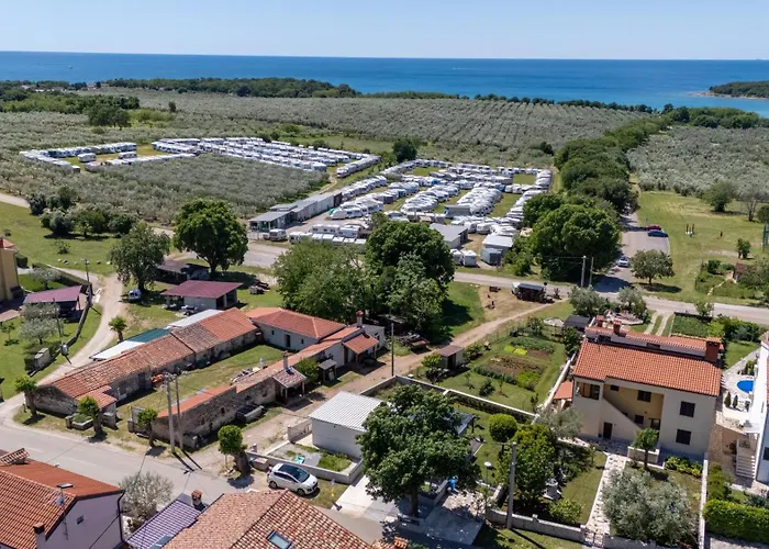 Сasa de vacaciones House